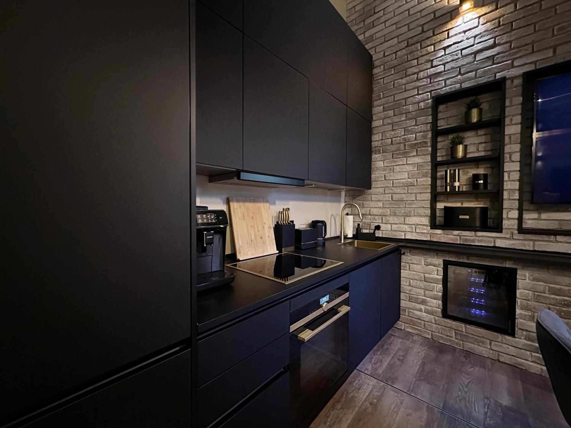 Appartement Black 4 Luxus In Alsternaehe Hamburg-Harburg