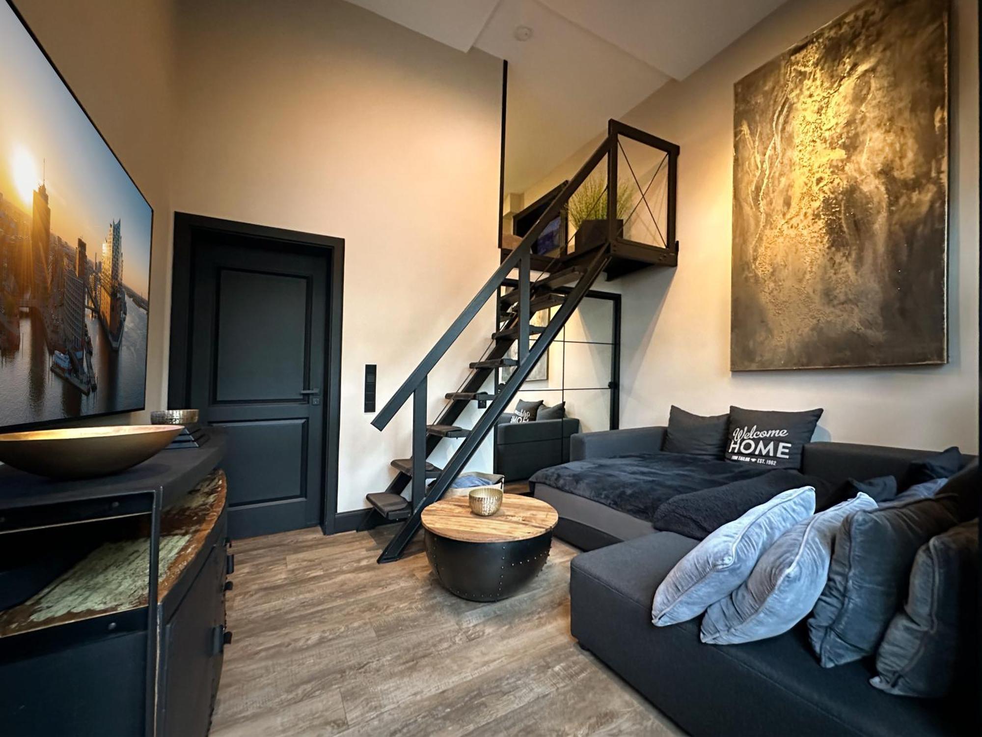 Appartement Black 4 Luxus In Alsternaehe *